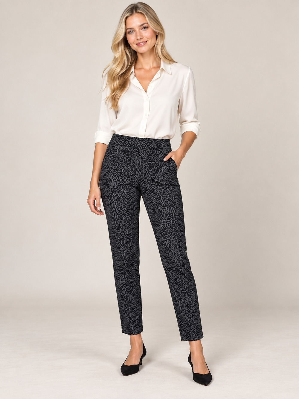 2/$30 Chico's Fabulously Slimming Leopard Ankle Pants 6 #A4906